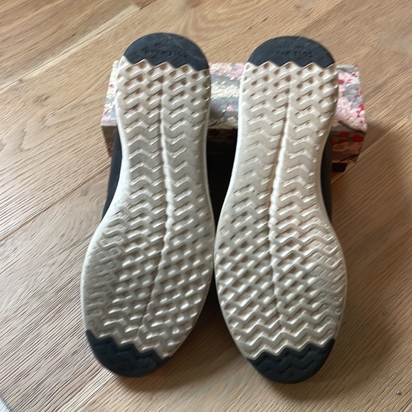 Cole Haan Grand Pro OS - Picture 8 of 9